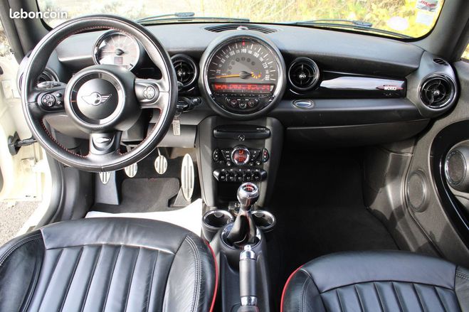 Mini One iii (f56) 1.6 211 jcw origine france- ga Blanc de 2013