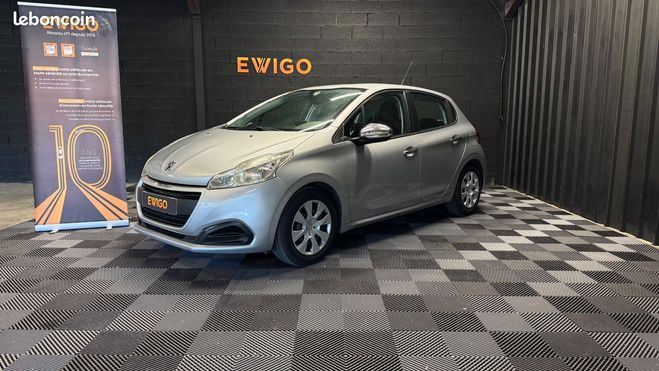 Cliquer pour voir la photo suivante Peugeot 208 generation-i 1.6 bluehdi 75 access Gris de 2016