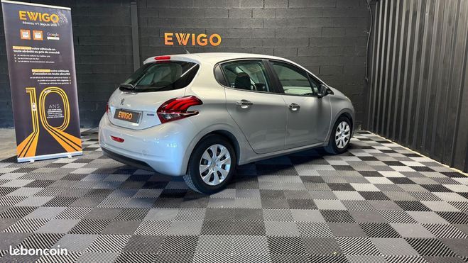Peugeot 208 generation-i 1.6 bluehdi 75 access Gris de 2016