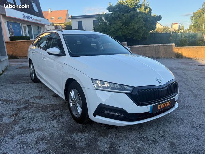 Skoda Octavia Combi 1.5 tsi 150 ch hybrid mhev busines Blanc de 2021