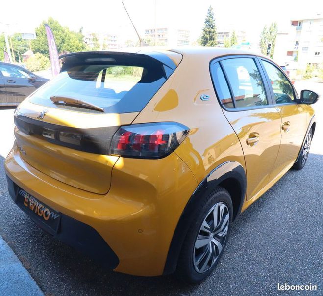 Peugeot 208 e-208 generation-ii electric 135 ch acti Jaune de 2020