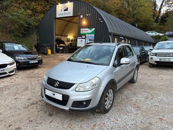  Voir détails -Suzuki SX4 S-Cross 2.0 DDiS 135cv GLX 4x4 à Sathonay-Camp (69)