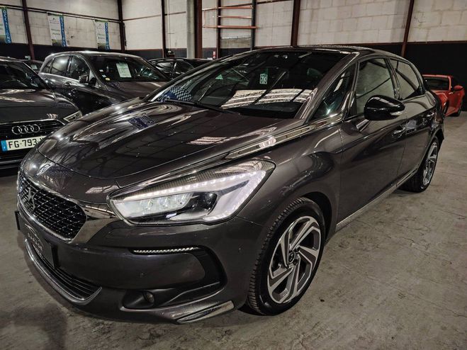 Cliquer pour voir la photo suivante Citroen DS 5 THP 165ch Sport Chic S&S EAT6 GRIS C de 2016