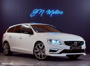  Voir détails -Volvo V60 (2) 2.0 t6 awd 367 polestar geartronic 8 à Thoiry (78)
