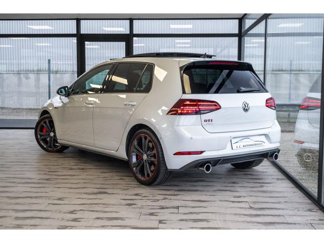 Volkswagen Golf 2.0 16V TSI - 245 - BV DSG 7 VII BERLINE BLANC de 2019