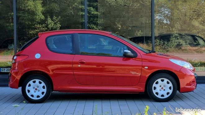 Peugeot 206 1.4 ACCESS 3P Rouge de 2011