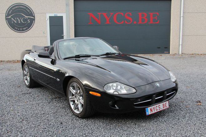 Cliquer pour voir la photo suivante Jaguar XK8 Cabrio de 2000