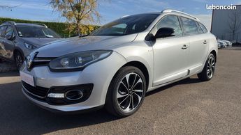  Voir détails -Renault Megane III ESTATE 1.6 DCI 130 CH Bose Edition à Monteau (89)