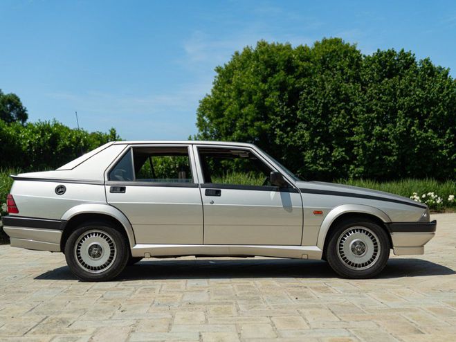 Alfa romeo 75 1989 75 2.0 BIANCO/ARGENTO de 1989