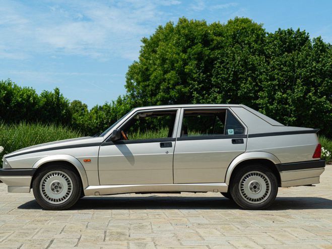 Alfa romeo 75 1989 75 2.0 BIANCO/ARGENTO de 1989