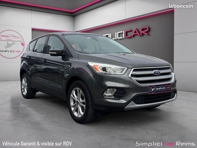 Ford Kuga 2.0 TDCi 150 SS 4x2 BVM6 Titanium Garant Gris de 2016