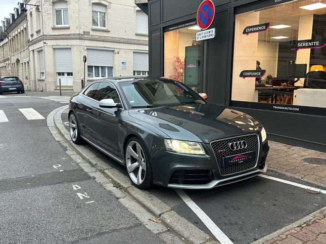 Audi RS5 4,2L V8 / DEMI-LIGNE / SIEGES ELECTRIQUE Gris de 2010