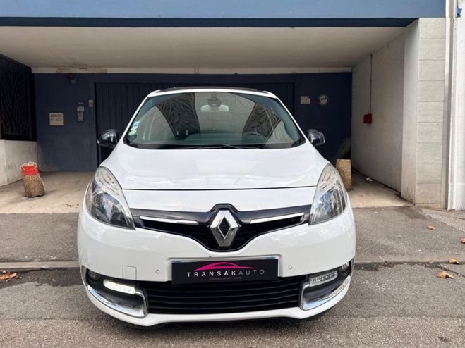 Renault Scenic III 1.5L dCi 130 CV FAP eco2 Bose Blanc de 2012