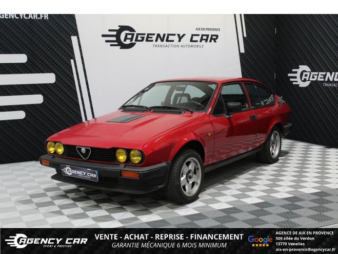 Cliquer pour voir la photo suivante Alfa romeo GTV 2.5i V6 1982 . ROUGE FONCE de 1982