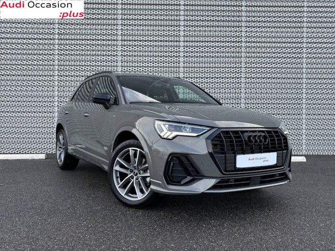 Audi Q3 35 TFSI 150 ch S tronic 7 S line plus Gris de 2024