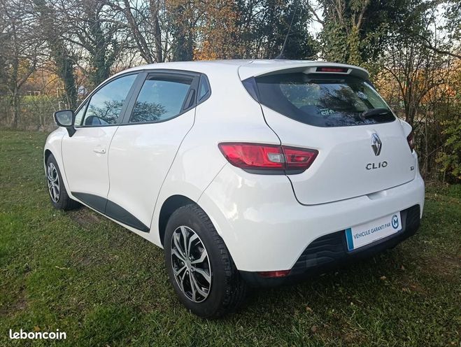 Renault Clio IV 0.9 TCe 90ch GPS   siges chauffant R Blanc de 2015
