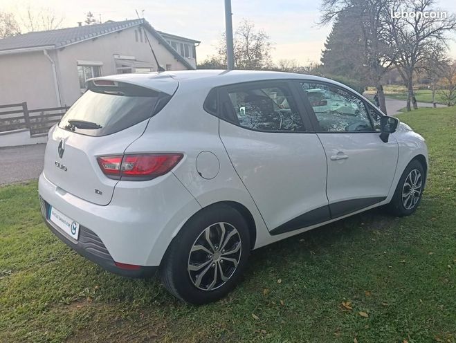 Renault Clio IV 0.9 TCe 90ch GPS   siges chauffant R Blanc de 2015