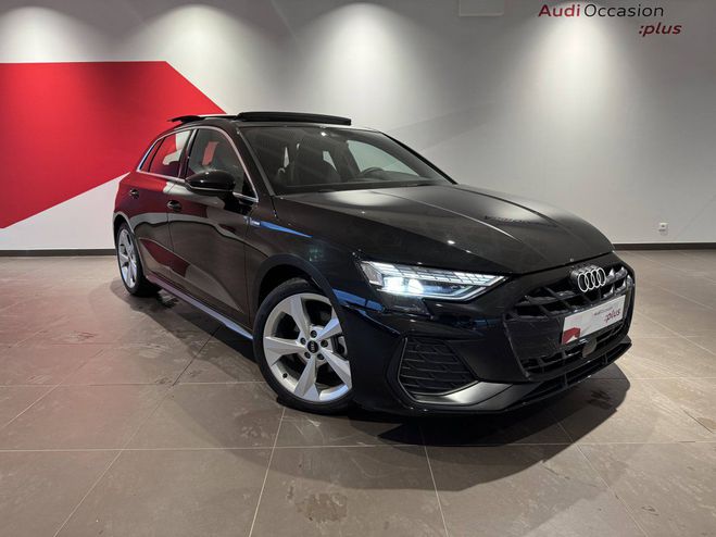 Cliquer pour voir la photo suivante Audi A3 Sportback TFSI Mild Hybrid 150 S tronic Mythos Black Metallic de 2025