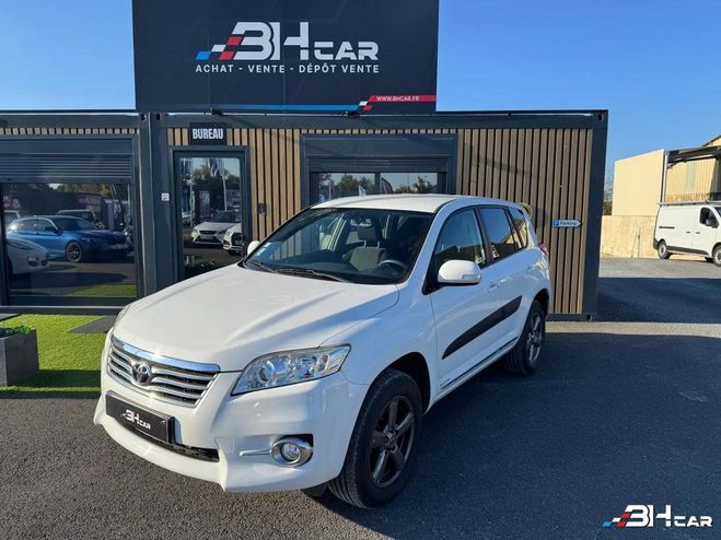 Cliquer pour voir la photo suivante Toyota RAV 4 Rav-4 2.2 D4D 150ch LIMITED EDITION 4X2 Blanc de 2012