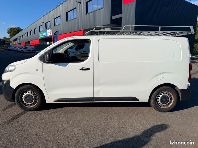 Citroen Jumpy Fourgon M 1.6 HDi 95ch Club 3 places 201 Blanc de 2017