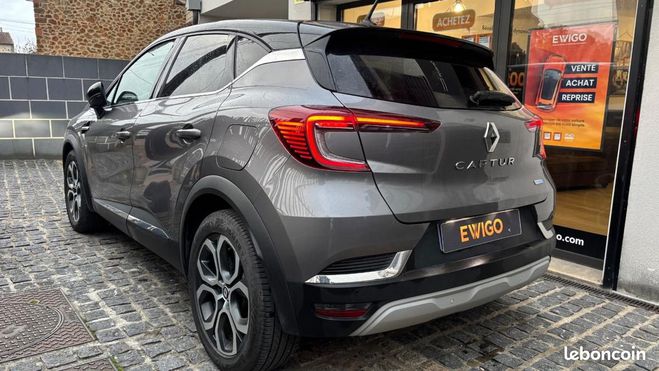 Renault Captur E-Tech Plug-in 160 Intens Gris de 2022