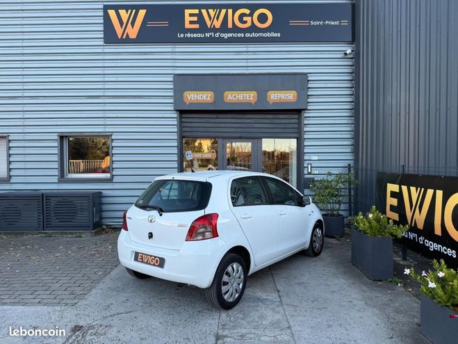 Toyota Yaris 1.4 90ch ENTRETIEN COMPLET- GARANTIE 12  Blanc de 2008