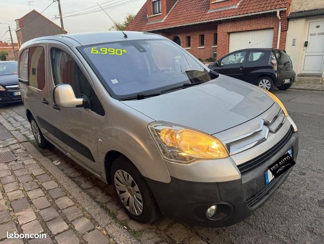 Citroen Berlingo Fourgon L1 1.6 HDI 90CH Gris de 2009