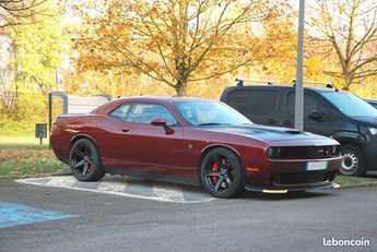  Voir détails -Dodge Challenger hellcat 707cv à Fameck (57)