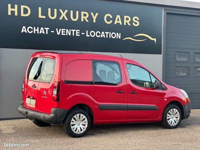 Citroen Berlingo 1,6 HDI 90ch, 5cv diesel, 4 portes Rouge de 2014