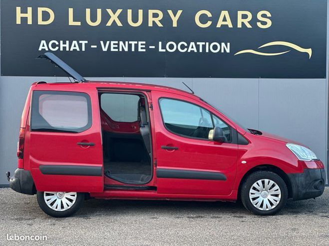 Citroen Berlingo 1,6 HDI 90ch, 5cv diesel, 4 portes Rouge de 2014