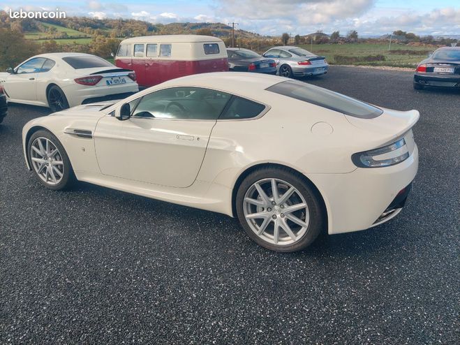 Aston martin V8 Vantage 4.7 436 cv Blanc de 2015