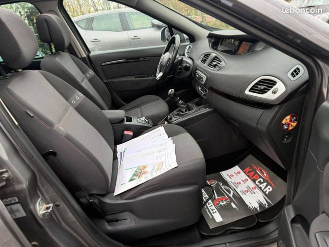 Renault Grand Scenic 1.5 dCi 110ch Authentique 7PL Gris de 2012