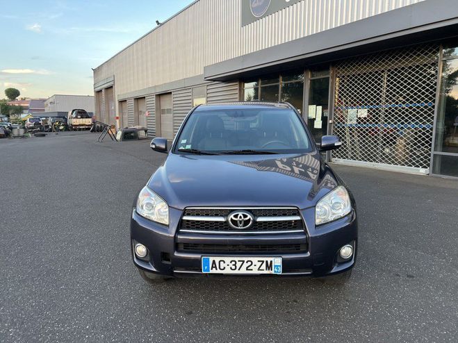 Toyota RAV 4 2.2 L D4D 150 CV Lounge Gris Fonc de 2009