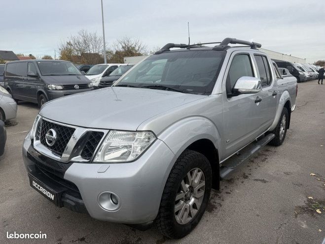 Cliquer pour voir la photo suivante Nissan Navara 3.0 V6 DCI 231CH DOUBLE-CAB LE BVA Gris de 2013