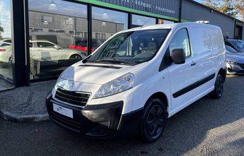  Voir détails -Peugeot Expert 2.0 HDi 128ch L1H1 à Brest (29)