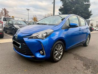  Voir détails -Toyota Yaris hybride 100h dynamic à Thiais (94)