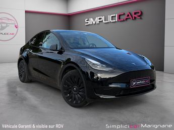  Voir détails -Tesla Model Y Standard RWD siges chauffant volant toi à Vitrolles (13)