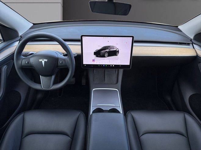Tesla Model Y Standard RWD siges chauffant volant toi Noir de 2023