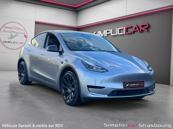 Cliquer pour voir la photo suivante Tesla Model Y Standard RWD Gris de 2024