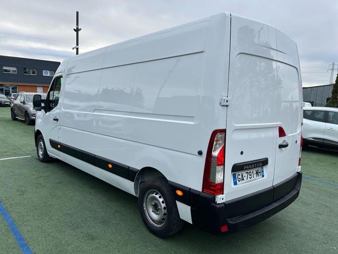Renault Master Vu 35 L3H2 (12.490 HT) 2.3 BLUEDCI 150 G Blanc de 2021