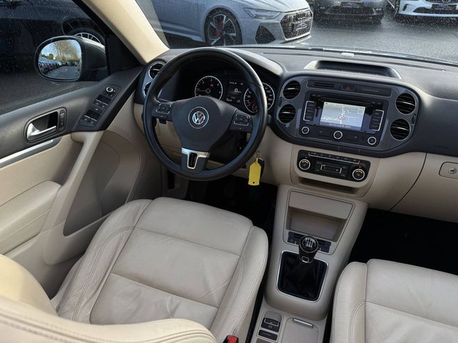 Volkswagen Tiguan 2.0 TDi 140 GPS CUIR TOIT PANO XENON LED GRIS F de 2014