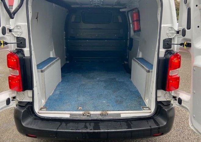 Peugeot Expert 1.5 L HDI 120 cv   de 2019