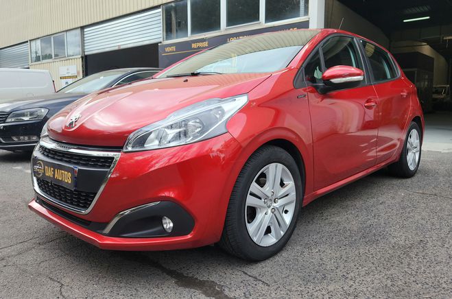 Peugeot 208 1.2 VTI PURETECH 12v 82CH S&S rouge de 2019
