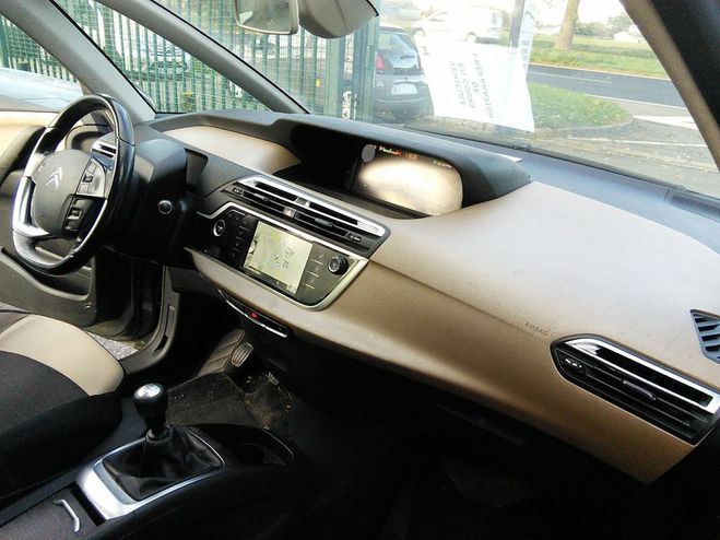 Citroen C4 Picasso 1.6 e-HDi FAP  114  EMBRAYAGE ET DISTRIB Gris de 2014