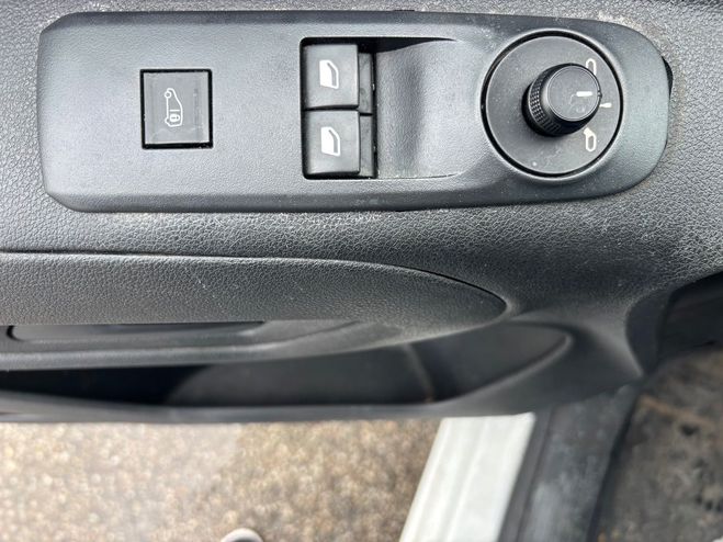 Peugeot Partner III (2) FOURGON 1.5 BLUEHDI 100 S&S STAN Blanc de 2019