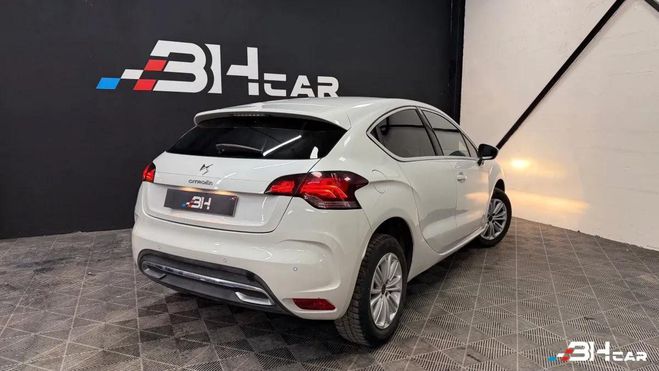 Citroen DS 4 1.6 VTI 120 SOCHIC Blanc de 2012