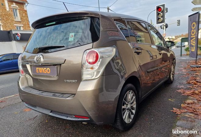 Toyota Verso 1.6 D4D 110 DESIGN-TOIT PANORAMIQUE-CAME Marron de 2016
