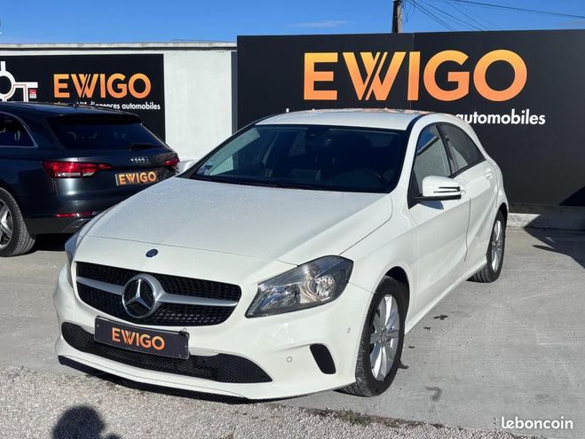 Cliquer pour voir la photo suivante Mercedes Classe A 1.6 180 122 ch BLUEEFFICIENCY INTUITION Blanc de 2016