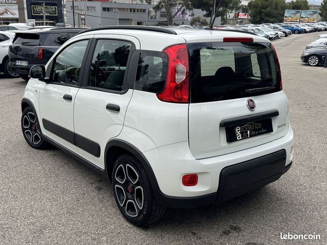 Fiat Panda 1.0 70CH BSG S&S CITY Blanc de 2022