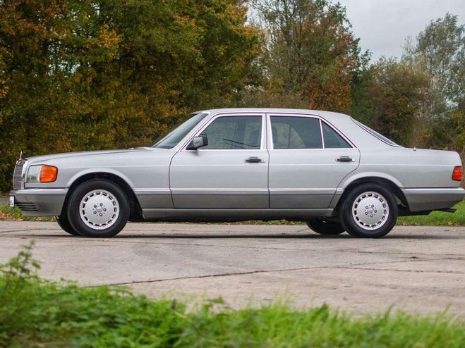 Mercedes Classe S 300 SE | FULL HISTORY | LIKE NEW UNRESTO Gris de 1989